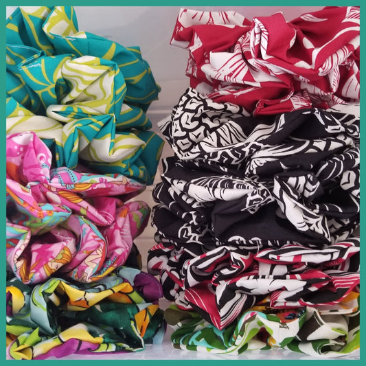 GIANT HAWAIIAN SCRUNCHIES